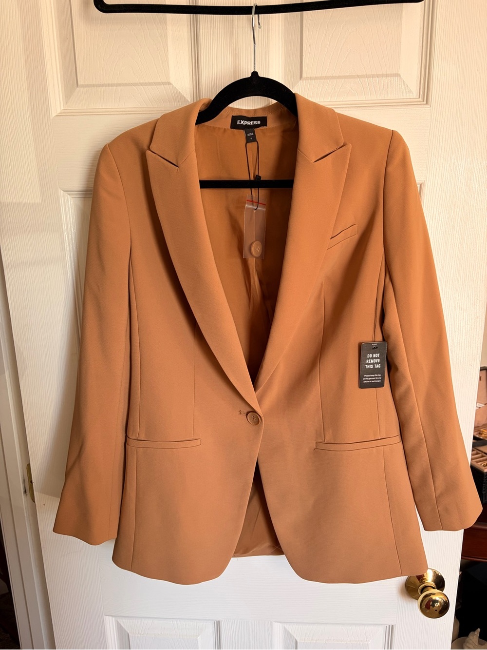 NWT Express Women's Tailored Single-Button Blazer - Camel